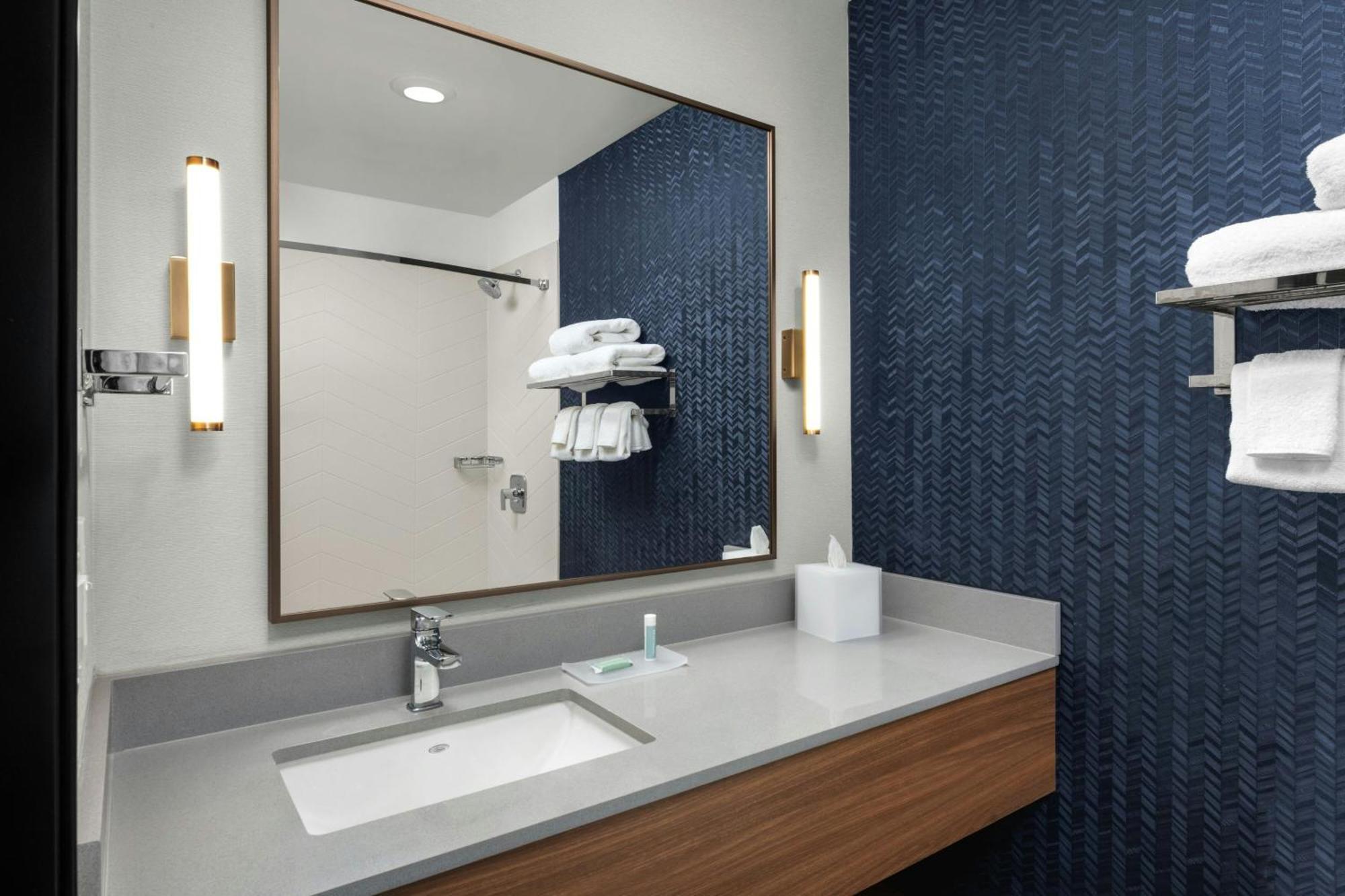 Fairfield By Marriott Inn & Suites Atascadero Exterior photo